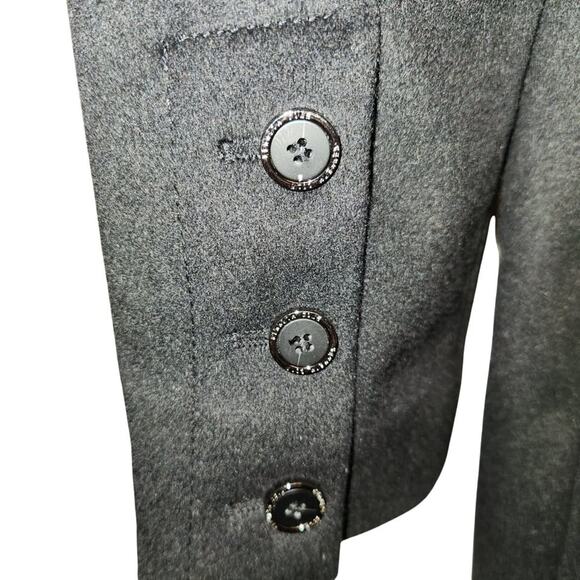 Kenneth Cole Women's Classic Wool Walker W Three Button Stand Collar Size L New - Picture 9 of 9
